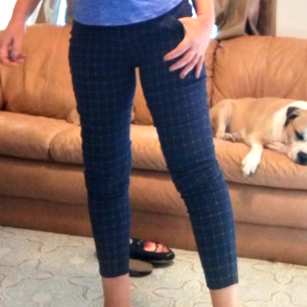 Womens Pants square plaid print stretch material zipper fly sz 6 crop pixie ankl